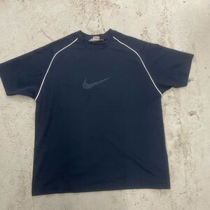 vintage nike tee silver tag large 